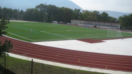 Imagen del campo de fútbol de Dantzaleku, en cuyas proximidades se baraja la habilitación de una pista de patinaje y ciclismo.
