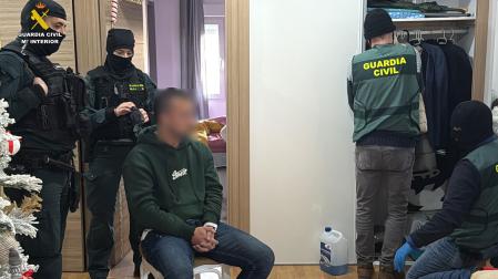 La Guardia Civil desmantela una red de 'narcomenudeo' que operaba en localidades de La Rioja y Navarra