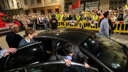 Imagen del 22 de marzo de 2024 en Cabanillas cuando la presidenta se montaba en el vehículo oficial