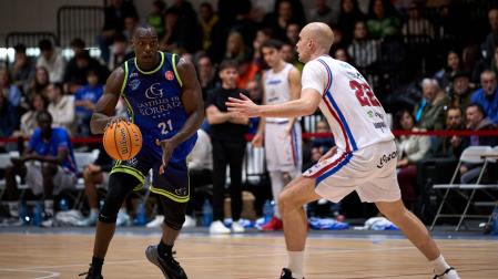 Djery Baptiste en el partido de este sábado