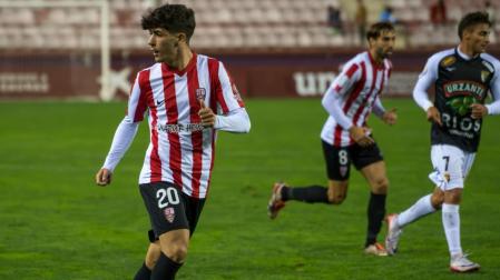 Anai Morales, en un partido con la UD Logroñés esta temporada contra el Tudelano
