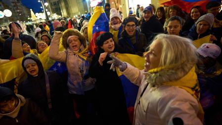 Fotos de la concentración de venezolanos en Pamplona