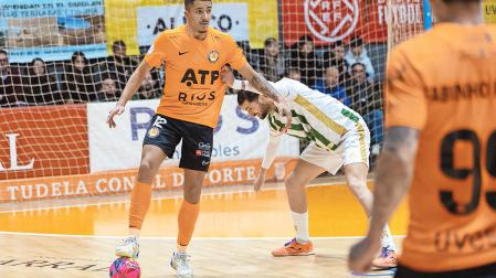Gustavao fue el único fichaje del ATP Ribera que debutó ante el Córdoba