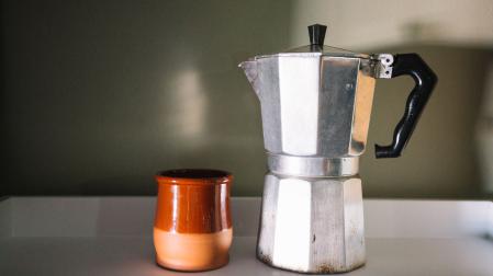 Imagen de archivo de una cafetera