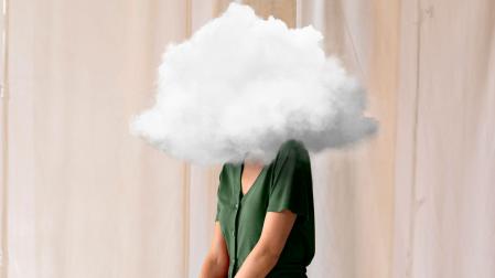 Una recreación de la niebla mental que sufren las mujeres durante la menopausia