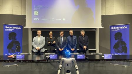 Acto de presentación del evento Robotmania26