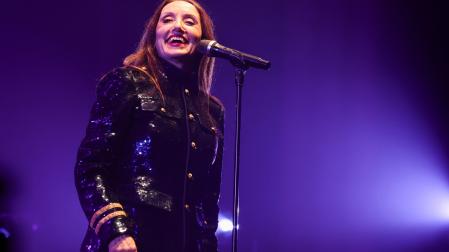 Luz Casal, durante su actuación en el Grand Rex de París