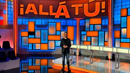 El presentador catalán protagoniza el regreso del concurso en Telecinco. Ahora competirá contra 'Pasapalabra'