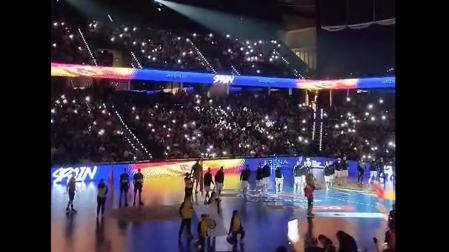 Presentación de los Hispanos en la final del TIE 2026 en el Navarra Arena