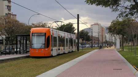 Avenida de las Naciones en Alicante