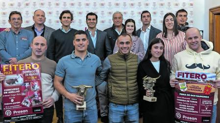 Asistentes a la presentación de la feria, en el salón de plenos del Ayuntamiento de Fitero