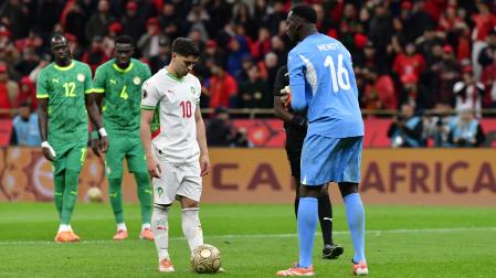 Senegal se corona en Marruecos en una final que roza el escándalo y condena a Brahim
