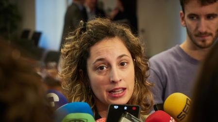 La presidenta de la comisión de investigación del Parlamento de Navarra, Irati Jiménez