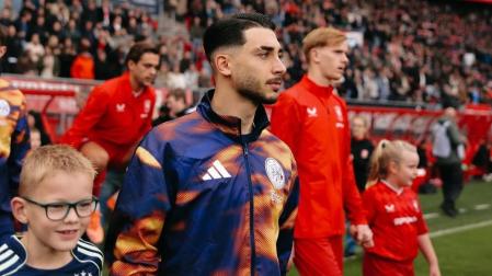 Raúl Moro, antes de jugar un partido con el Ajax esta temporada