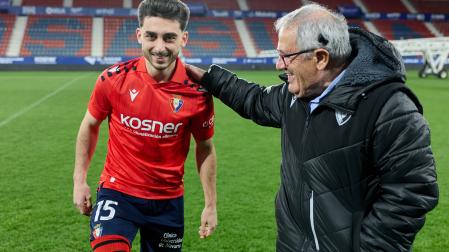 Raúl Moro, con Luis Sabalza en su presentación