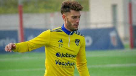 Primer entrenamiento de Roberto Torres con el Orihuela