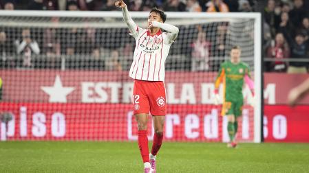 El defensa brasileño del Girona, Vitor Reis, celebra el gol de su equipo contra el Getafe logrado en el descuento