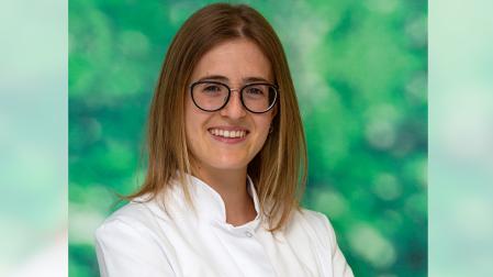 La investigadora Leire Arrizabalaga, que ha recibido el Premio Extraordinario de Tesis Doctoral por este estudio.