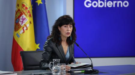 La ministra de Igualdad, Ana Redondo, durante la rueda posterior al Consejo de Ministros en el Palacio de la Moncloa