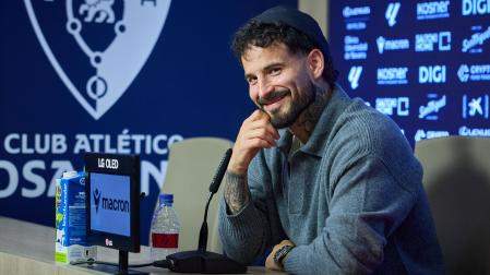Rubén García, en la rueda de prensa posterior a su renovación con Osasuna hasta 2027