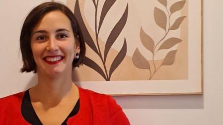 Ane Elola Goenaga es la titular de la Aesoría y Agente de Seguros Mendialdea.