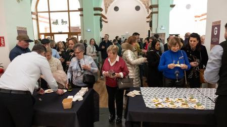 El Tudela Green Temple de Tudela, ubicado en la antigua iglesia de San Nicolás, fue escenario de la degustación de pinchos que tuvo lugar ayer dentro de las Jornadas Inverdura