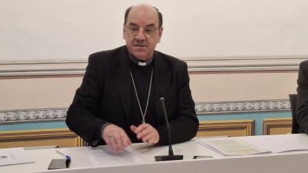 El arzobispo de Pamplona y obispo de Tudela, Florencio Roselló, este viernes en rueda de prensa