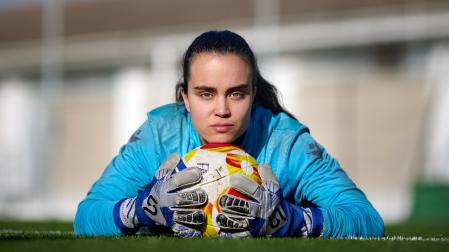 María Mon, portera de Osasuna, tras la sesión de ayer en Tajonar