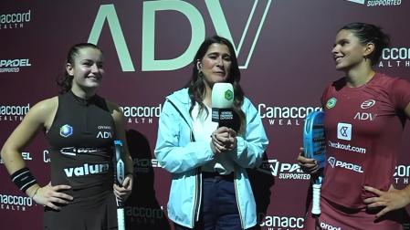 Martina Calvo y Delfi Brea, tras vencer el primer choque de la final a Claudia Jensen y Sofía Araujo