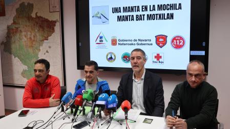 Presentación de la campaña 'Una manta en la mochila'