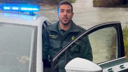 La Guardia Civil de Navarra explica qué hacer si vas en coche y te sorprende una riada