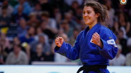 Ariane Toro, festejando una acción este sábado 7 de febrero en el Grand Slam de París