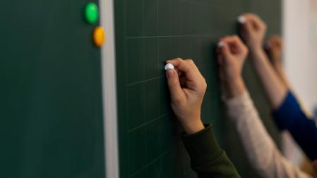"El profesorado de religión ha estado en la picota por parte de determinados sectores políticos y sindicales que, ignorando la condición de docentes de la escuela pública, han hecho todo lo posible para que desaparezcan de la misma, cuestionando su profesionalidad"