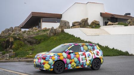 Imagen facilitada por Skoda en la que aparece el Epiq con una pintura de camuflaje