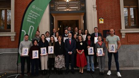 Foto de todos los investigadores que han recibido ayudas de la AECC en la convocatoria de 2025