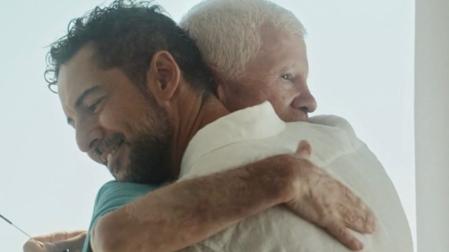 David Bisbal, junto a su padre, en una fotografía publicada en Instagram por el cantante en el 83 cumpleaños de su progenitor