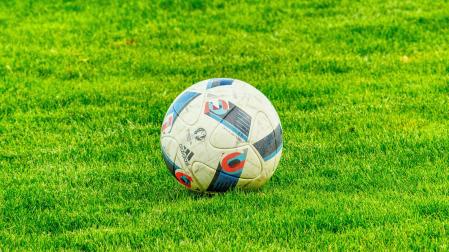 Un balón de fútbol