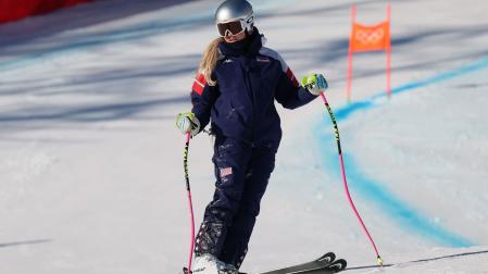 La esquiadora estadounidense Lindsey Vonn sufrió un grave accidente en la final de descenso de esquí alpino que le ocasionó una fractura múltiple de tibia