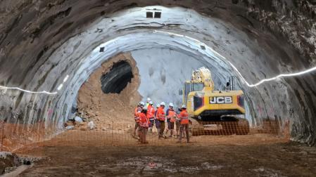 Imagen del inicio del calado del túnel de Murugain, cuando se conectan las dos bocas