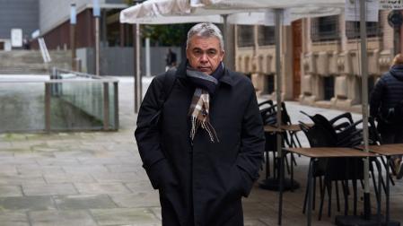 Santos Cerdán, a su llegada al Parlamento de Navarra para comparecer en la comisión de investigación