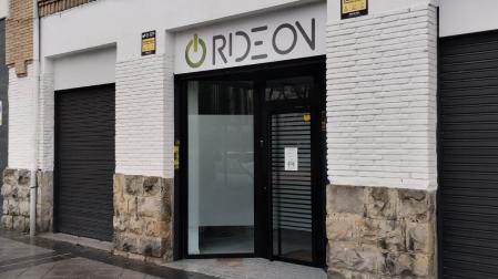 La oficina de la empresa, en calle Olite, cerrada