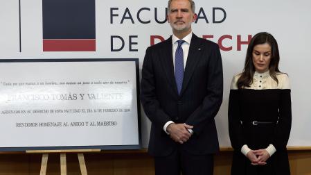 tomas y valiente