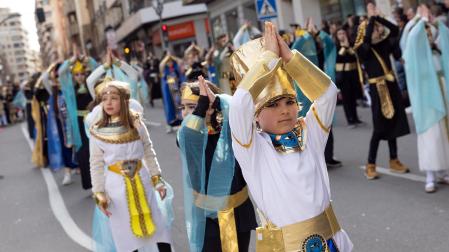 Carrozas, disfraces, color, música y alegría este domingo 15 de febrero en el desfile de carnaval en Tudela