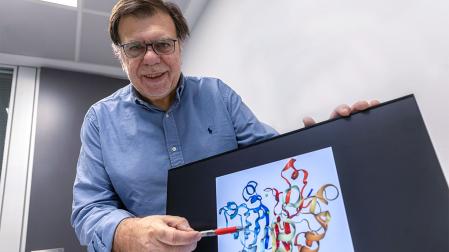 El Dr. Froilán Granero, investigador del Departamento de Cirugía Ortopédica y Traumatología y autor principal del estudio.