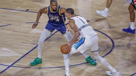 Victor Wembanyama ante Kevin Durant en el 'All Star' de la NBA