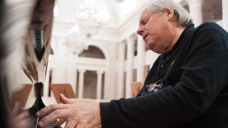 El pianista Grigory Sokolov ofrece el sábado un recital en la sexta cita de la Temporada 25-26 de Fundación Baluarte