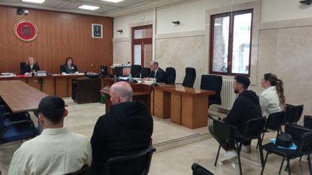 Cuatro personas reconocen haber extorsionado 2.000 euros a un niño de 14 años en Palma