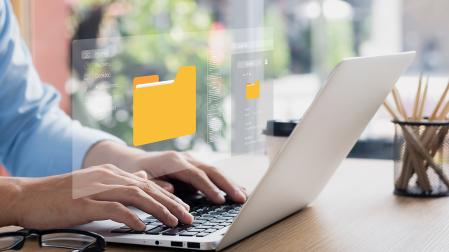 Pamplona pone en marcha una aplicación para simplificar e informatizar el Registro del Pleno