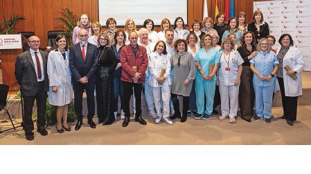Trabajadores homenajeados que llevan 40 años trabajando en el Hospital de Tudela