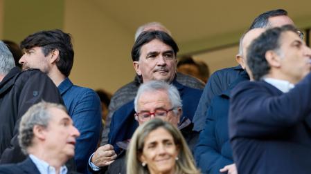 Zlatko Dalic, seleccionador de la Croacia de Budimir, en el palco de El Sadar